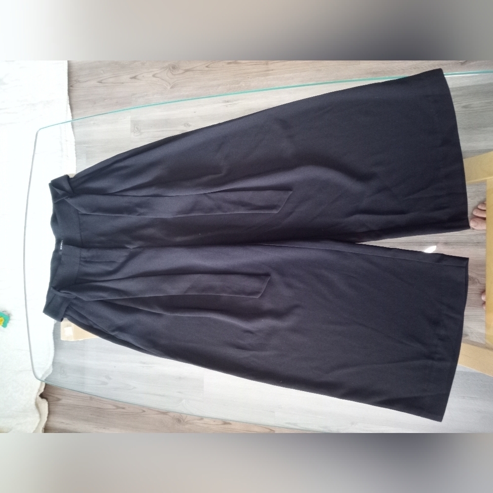 RW&CO. Classic Black Wide Leg Pants